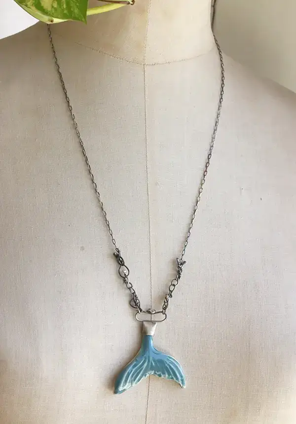 Cola de ballena azul